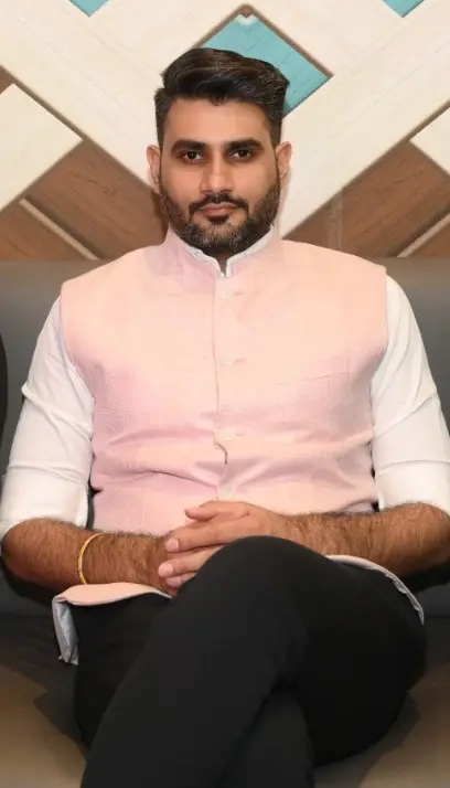 Portrait of Manjeet Yadav, Director of Maheeka Logistics